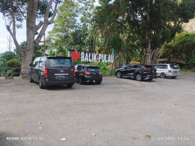 Photo 3 by Milton C. about renting a Hyundai Grand Starex in Penang (1/6/25)