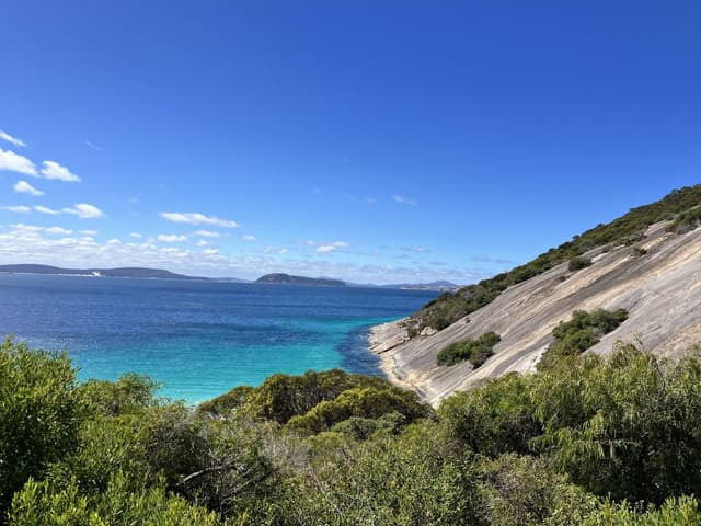 Photo 4 by Leslee R. (4/10/26)