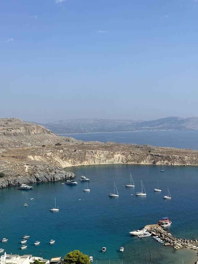 Фото 2 от ARTEM N. об аренде Nissan Micra в аэропорту Родоса (11.09.23)