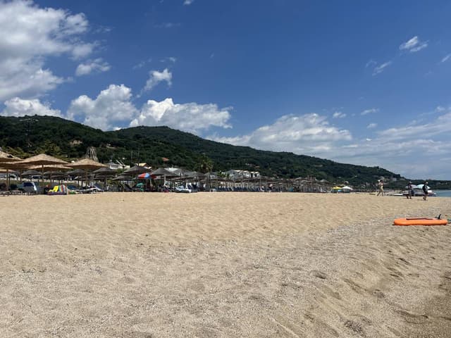 Photo 3 by Ernest Peter G. about hiring a Nissan Micra at Preveza Aktion Airport (Lefkada) (20/06/26)