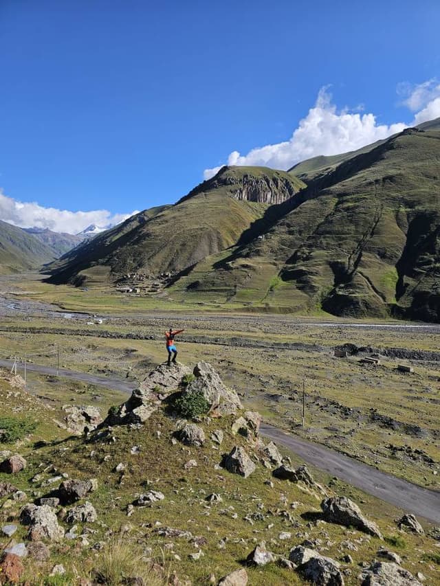 Photo 2 by Jaroslaw G. about hiring a Toyota RAV4 at Kutaisi Airport (04/09/23)