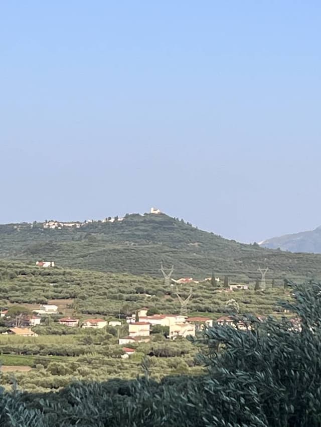 Photo 8 by Nigel H. about hiring a Hyundai i10 in Greece (27.06.25)