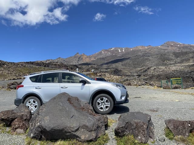 Photo 5 by Mark M. about hiring a Toyota RAV4 at Queenstown Airport (22/02/24)