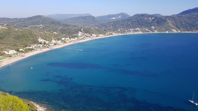 Photo 7 by Roman K. about renting a Toyota Yaris in Corfu (10/20/23)