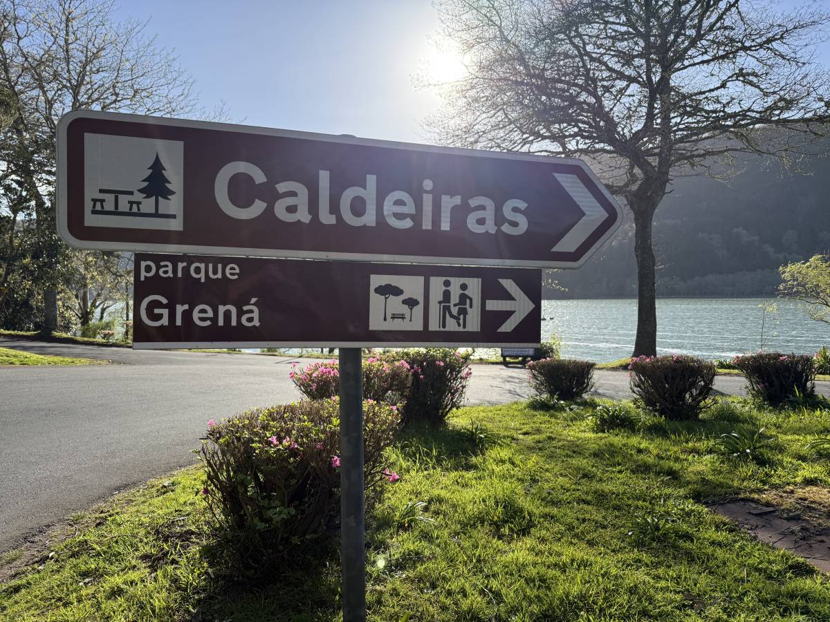 Photo 15 by Cenk T. about hiring a Volkswagen Caddy at Ponta Delgada Airport (20/04/26)