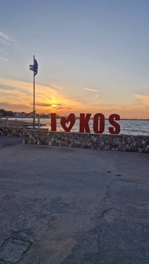 Foto 3 od Mojmir K. o pronájmu Toyota Aygo na Letišti Kos (5/19/25)
