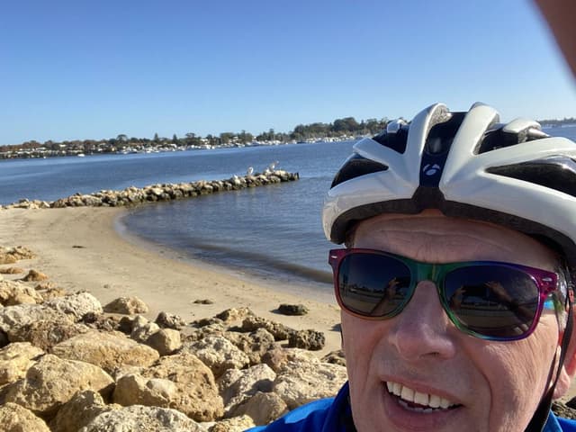 Photo 5 by Stewart M. about renting a Kia Cerato in Perth (6/12/25)