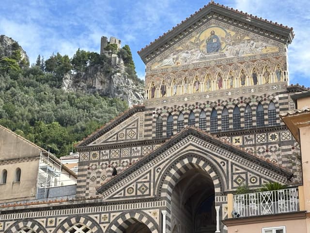 Photo 6 by Jane C. about renting a Peugeot 3008 at Naples Train Station (10/5/25)