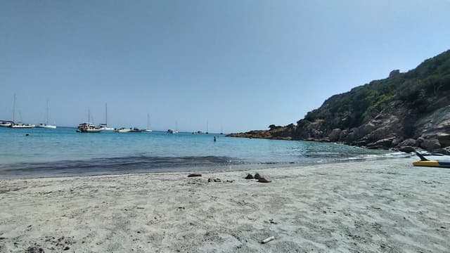 Foto 1 de Andre D. sobre o aluguer de um Fiat 500 no aeroporto de Bastia na Córsega (27/07/23)