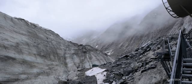 Foto 3, ko uzņēmis LIENE T. par Opel Mokka X Fernē Voltērā (15.05.24.) īri