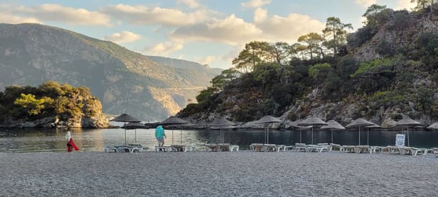 Photo 4 by Leonard H. about renting a Renault Symbol in Fethiye (11/22/24)