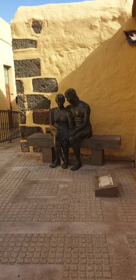 Photo 2 by Mario G. (12/2/25)