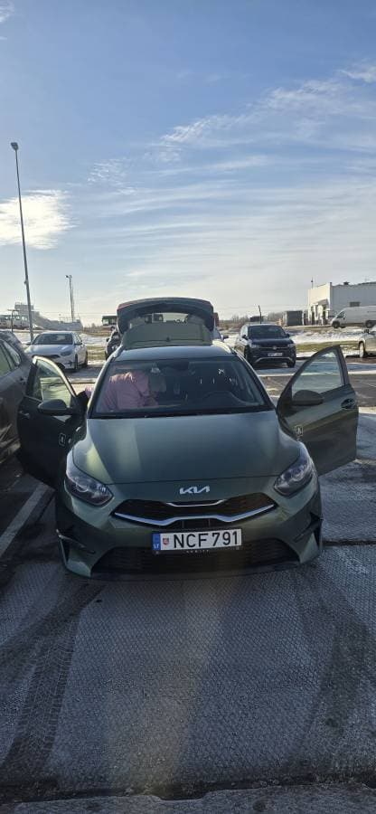 Фото 3 от Alvis C. об аренде Volkswagen Golf Variant в Каунасе (09.03.26)