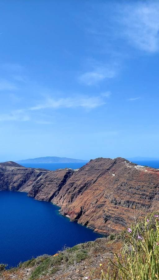 Photo 3 by Sebastian K. about renting a Citroen C3 at Santorini Airport (5/26/25)