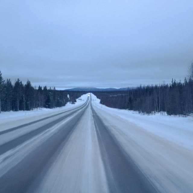 Foto 8 di Alessandro N. sul noleggio di una Volkswagen Polo a Helsinki (29/12/24)