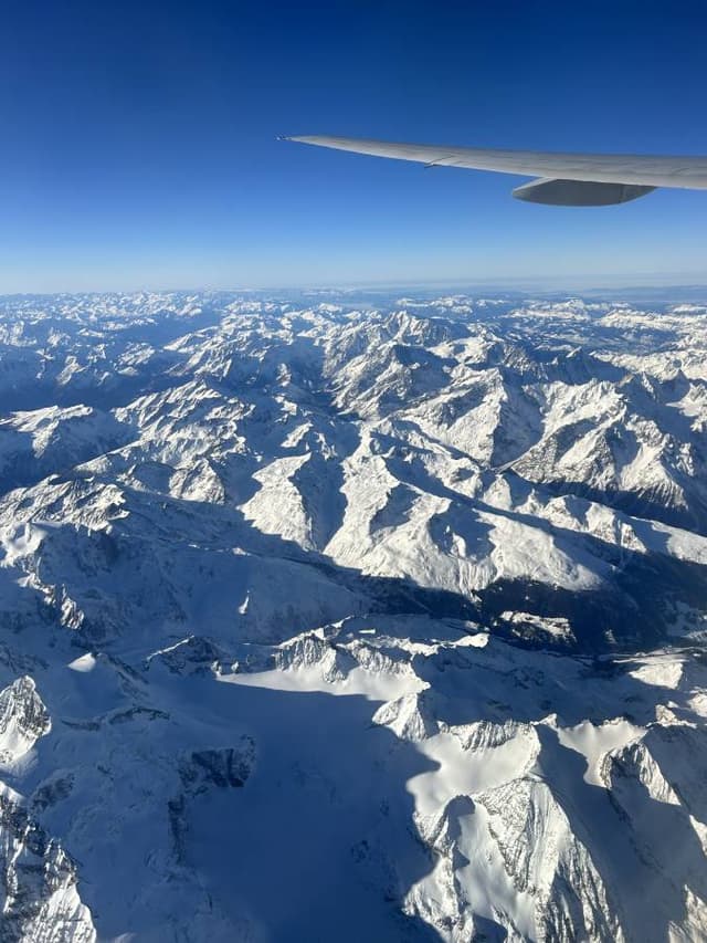Photo 7 by Elizabeth K. about renting a Jeep Renegade in Milan (1/4/25)
