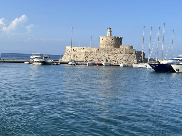 Photo 3 by Philip D. about renting a Volkswagen T-Cross at Rhodes Airport (7/16/24)