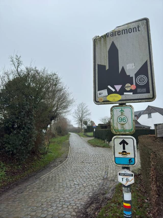 Photo 4 by Linda C. about hiring a Peugeot 208 at Brussels Airport (01.02.25)