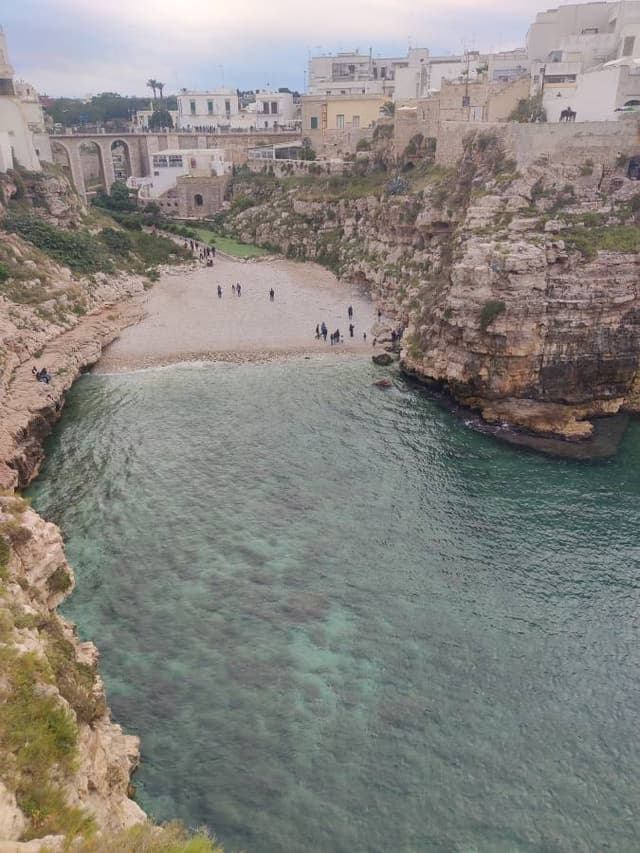 Photo 4 par Eugenio C. sur la location d'un Skoda Karoq en Italie (19/05/25)