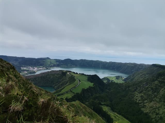 Foto 5 de RODRIGO C. sobre o aluguer de um Volkswagen Polo em Ponta Delgada (11/06/25)