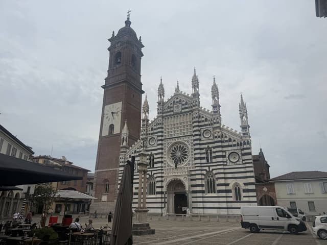 Photo 3 by John W. about hiring a Kia Picanto at Bergamo Airport (09.09.25)