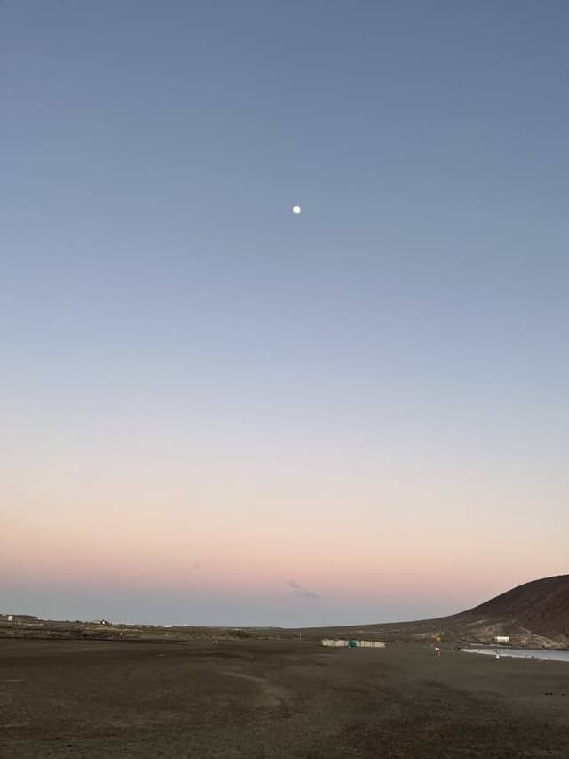 Photo 2 by Debbie U. about hiring a Toyota Yaris in Tenerife (12.01.25)