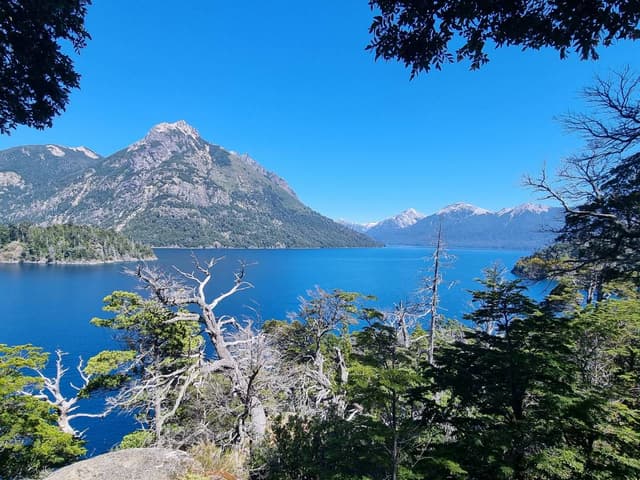 Photo 3 by John D. about hiring a Renault Clio at San Carlos de Bariloche Airport (19.01.25)