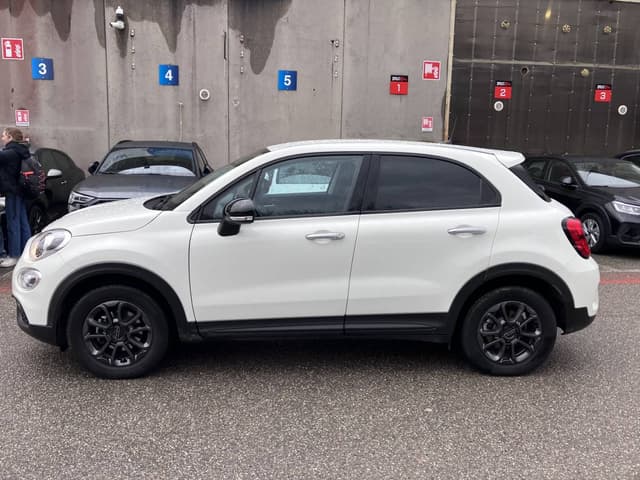 Photo 3 by Wojciech B. about renting a Renault Captur at Milan Airport Malpensa (4/1/25)