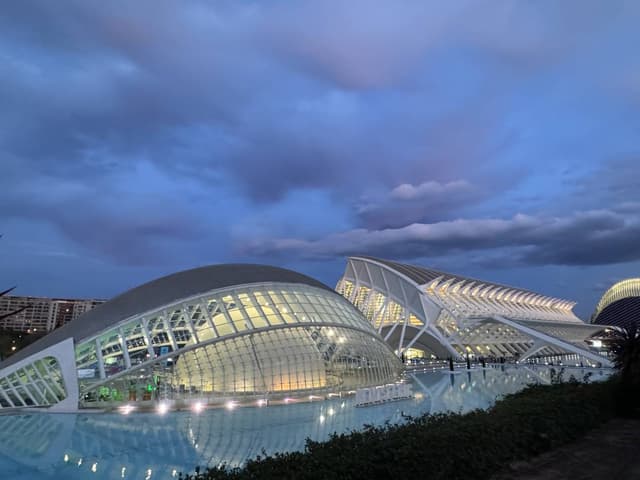 Photo 7 by Luke C. about renting a Opel Corsa in Valencia (12/2/23)