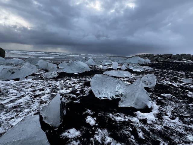 Photo 7 by Emilie M. about renting a Subaru XV at Keflavik Airport (12/30/23)