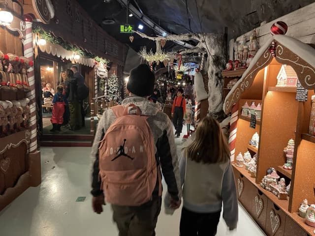 Foto 6 di CORNEL P. (06/12/25)