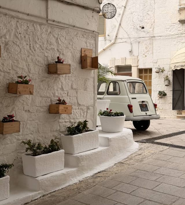 Photo 5 by Petru Iulian D. (4/14/26)