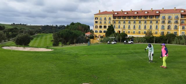 Photo 3 par GIA-THUY N. sur la location d'un Ford Focus STW au Portugal (10/12/24)