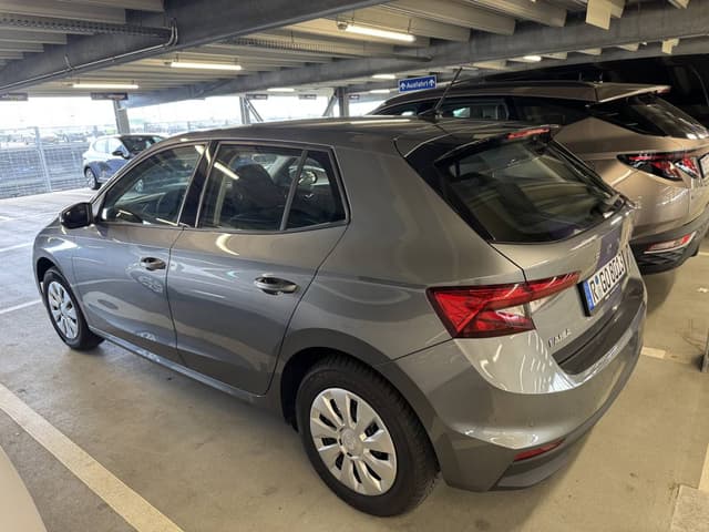 Foto 1 von Christiane W. über die Anmietung eines Volkswagen Polo in Düsseldorf (22.6.25)