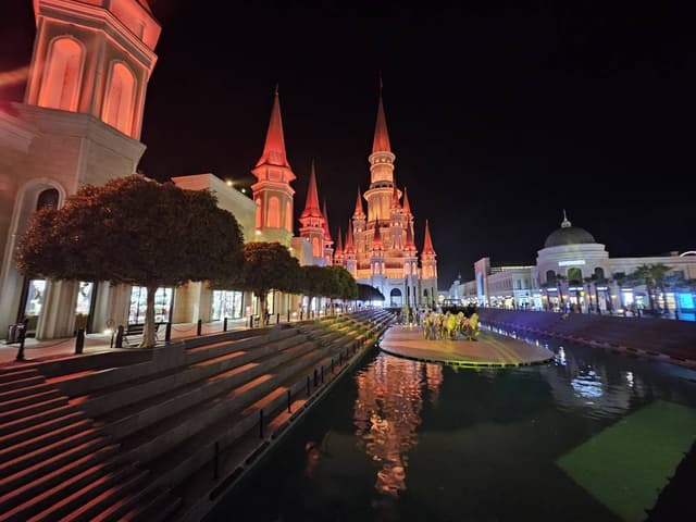 Henkilön Markku T. kuva liittyen auton Opel Crossland vuokraamiseen paikassa Turkissa (14.11.24)