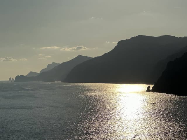 Photo 8 by Markus K. about renting a Mercedes-Benz Citan Dualiner in Naples (10/14/25)
