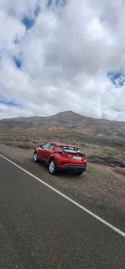 Photo 4 by Cezary W. about renting a Toyota C-HR in Lanzarote (4/19/25)