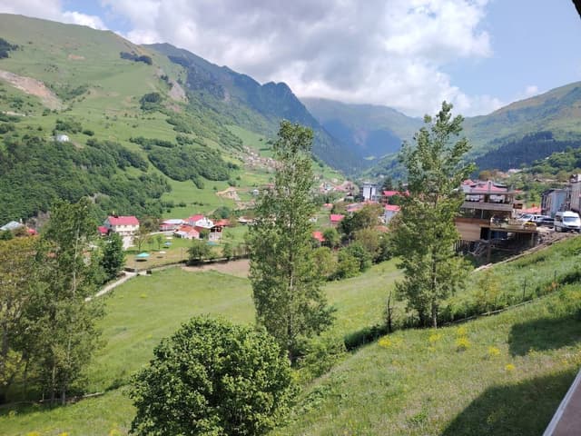 Photo 7 by Moideen H. about renting a Renault Megane in Trabzon (6/11/25)