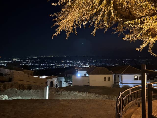 Billede 8 af Louiza G. om at leje en Dacia Stepway i Albanien (8/11/24)