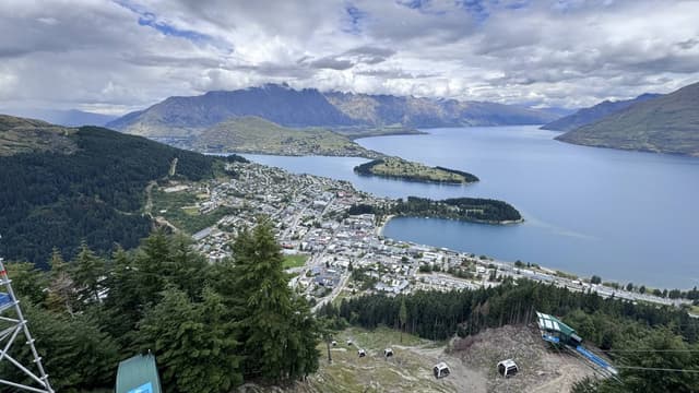 Photo 3 by Irene M R. about renting a Toyota Corolla at Queenstown Airport (12/27/24)