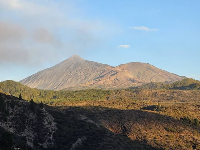 Photo 3 by Kaspar T. about renting a Skoda Kodiaq in Tenerife (10/25/24)