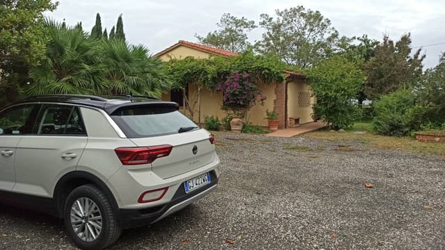 Photo by Wojciech Z. about renting a Jeep Renegade at Pisa Airport (11/8/23)