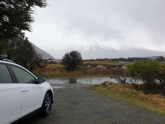 Photo 4 by Eng Tuan P. about hiring a Toyota RAV4 (2019-2021) in New Zealand (22.10.23)