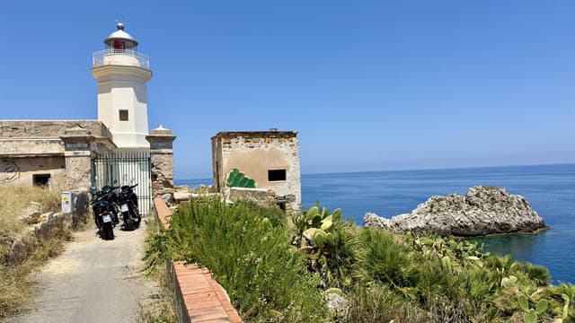 Photo 8 by John K. about renting a Fiat Panda on Sicily (7/4/25)