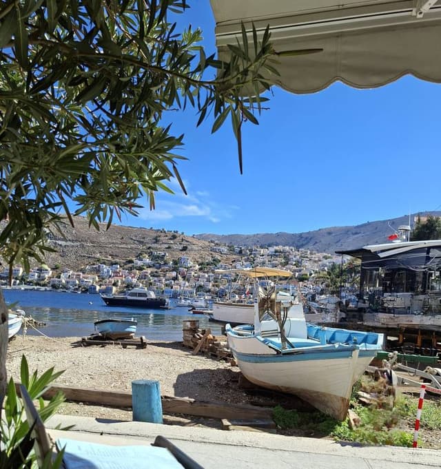 Photo 3 by Francesco C. about hiring a Peugeot 208 in Rhodes (18/10/25)