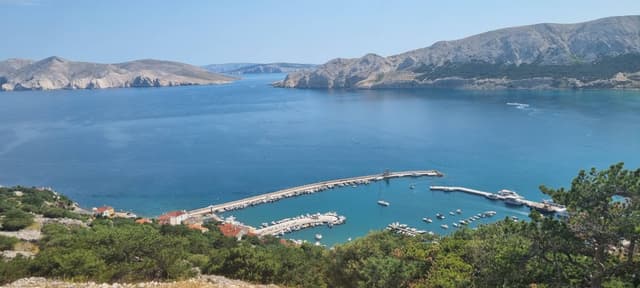 Photo 3 by Marco V. about renting a Opel Astra STW in Zadar (7/30/23)