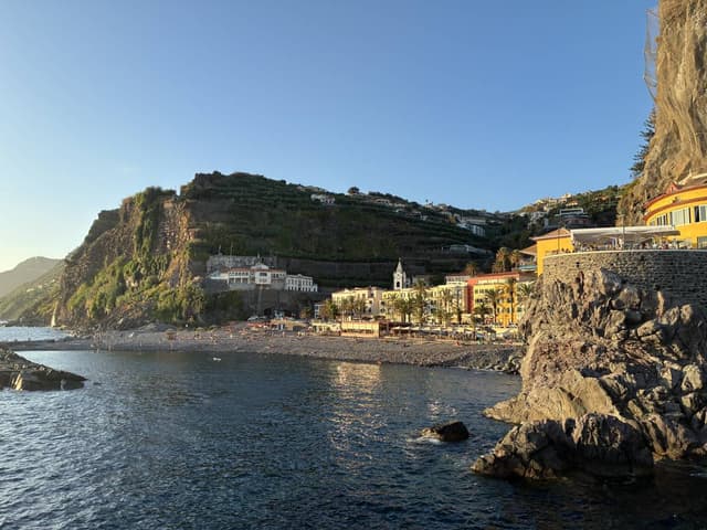 Photo 7 by Catherine H. about renting a Citroën C3 in Funchal (9/16/25)