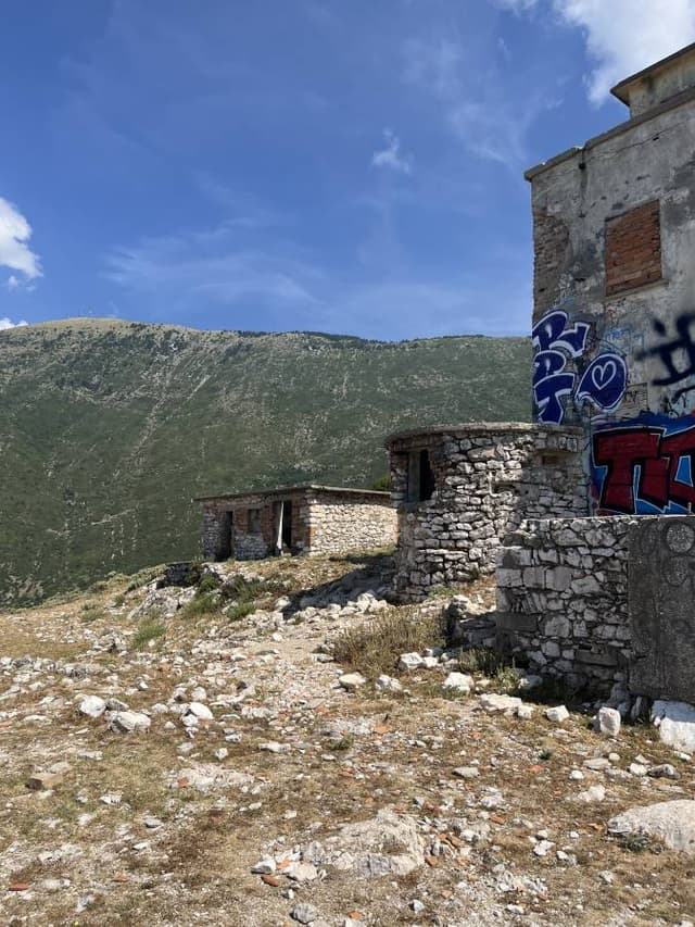 Photo 18 by Victoria R. about hiring a Dacia Sandero Stepway in Tirana (30/06/26)