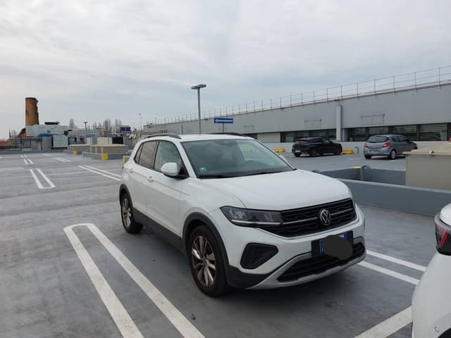 Adam P. 2. számú fényképe (26. 03. 07.)