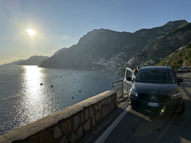 Photo 9 by Markus K. about renting a Mercedes-Benz Citan Dualiner in Naples (10/14/25)